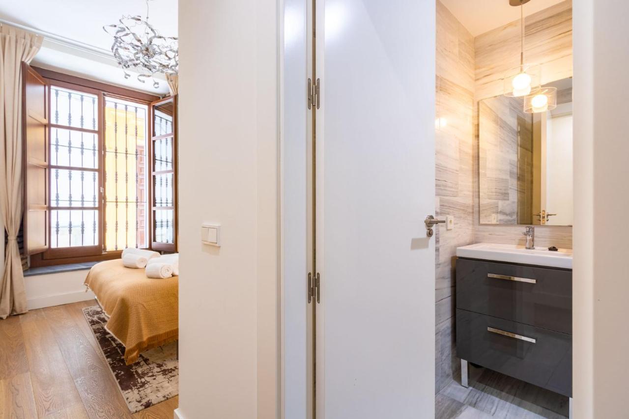 Angeles Santa Cruz Deluxe By Valcambre Διαμέρισμα Σεβίλλη Εξωτερικό φωτογραφία